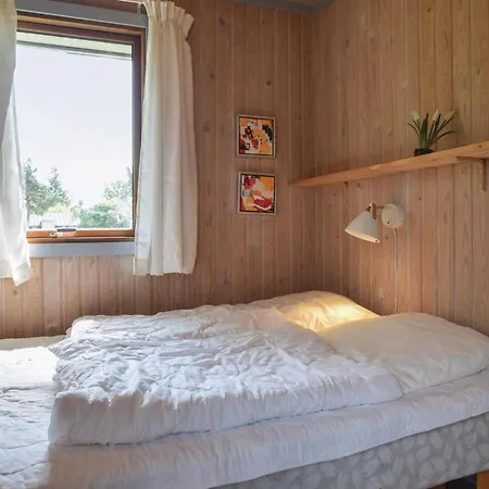 Gorgeous In Tranekaer With Kitchen *