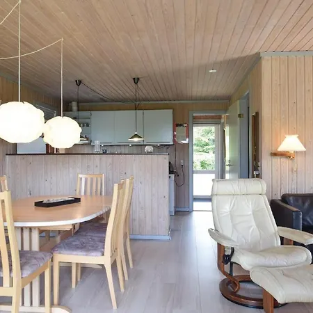 Gorgeous In Tranekaer With Kitchen *